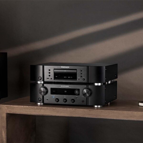 marantz pm7000 integrated amp with cd player